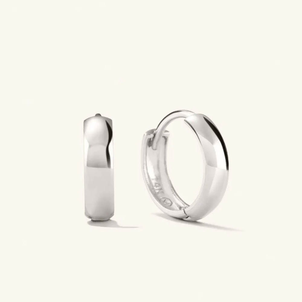 Mejuri 14k White Gold Bold Huggie Hoops